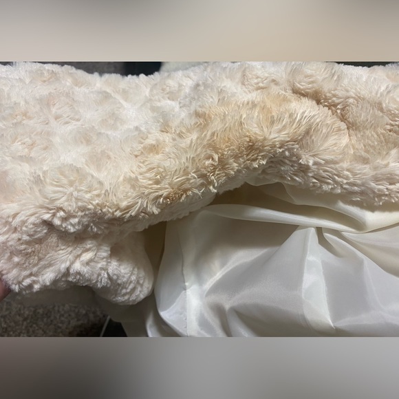 Used Womens soft Cream Alfani Polyester Coat- size 16 - Picture 4 of 11